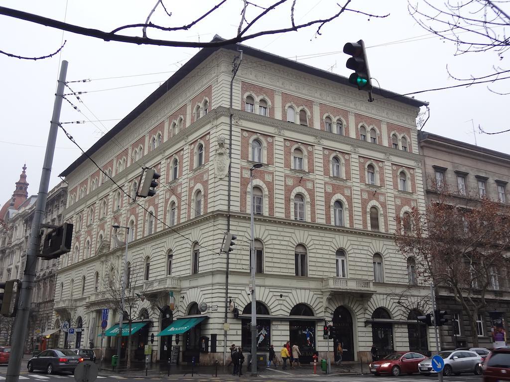 Residence Parliament Budapest Exterior photo